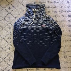 Vineyard Vines sweatshirt. NWT